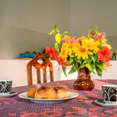 Surfing Guest House Ματάρα Εξωτερικό φωτογραφία